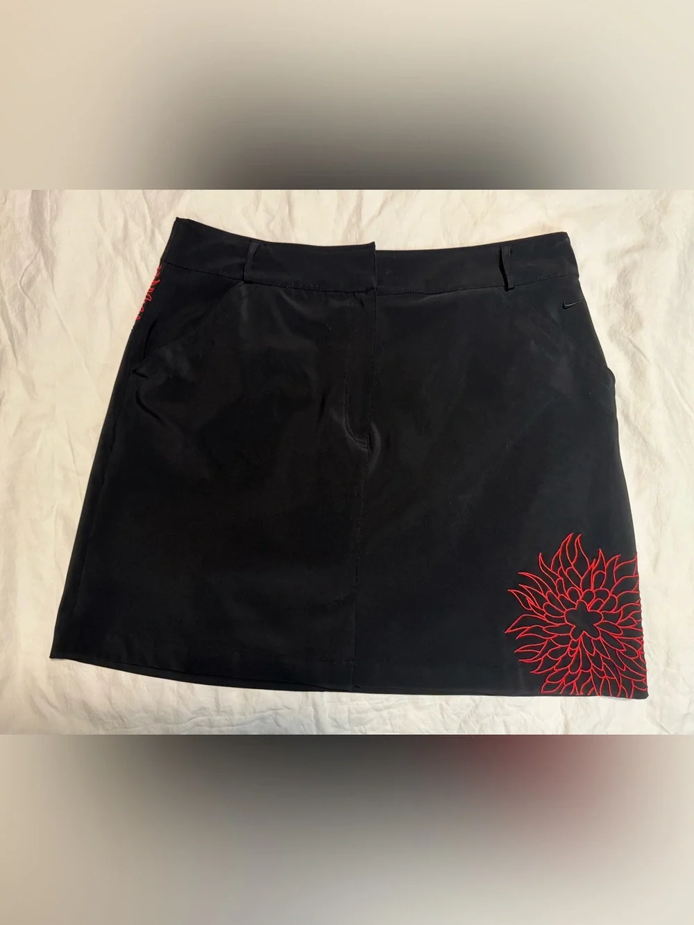 Women’s Nike Golf Dri-Fit UV Black Skort with Red Embroidered Flowers